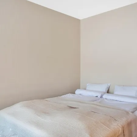 Vibrant And W Netflix, Wifi, 200m Tram And Bus Helsinki