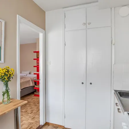 Vibrant And W Netflix, Wifi, 200m Tram And Bus Lejlighed Helsinki